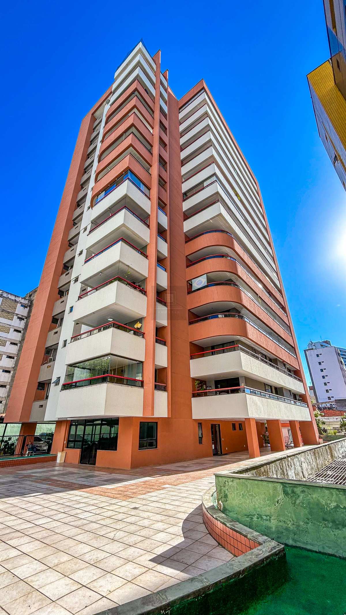 Apartamento à venda no Meireles | 133m2 | 3 suítes | 2 vagas | Nascente - Rodolfo Rodrigues Imóveis